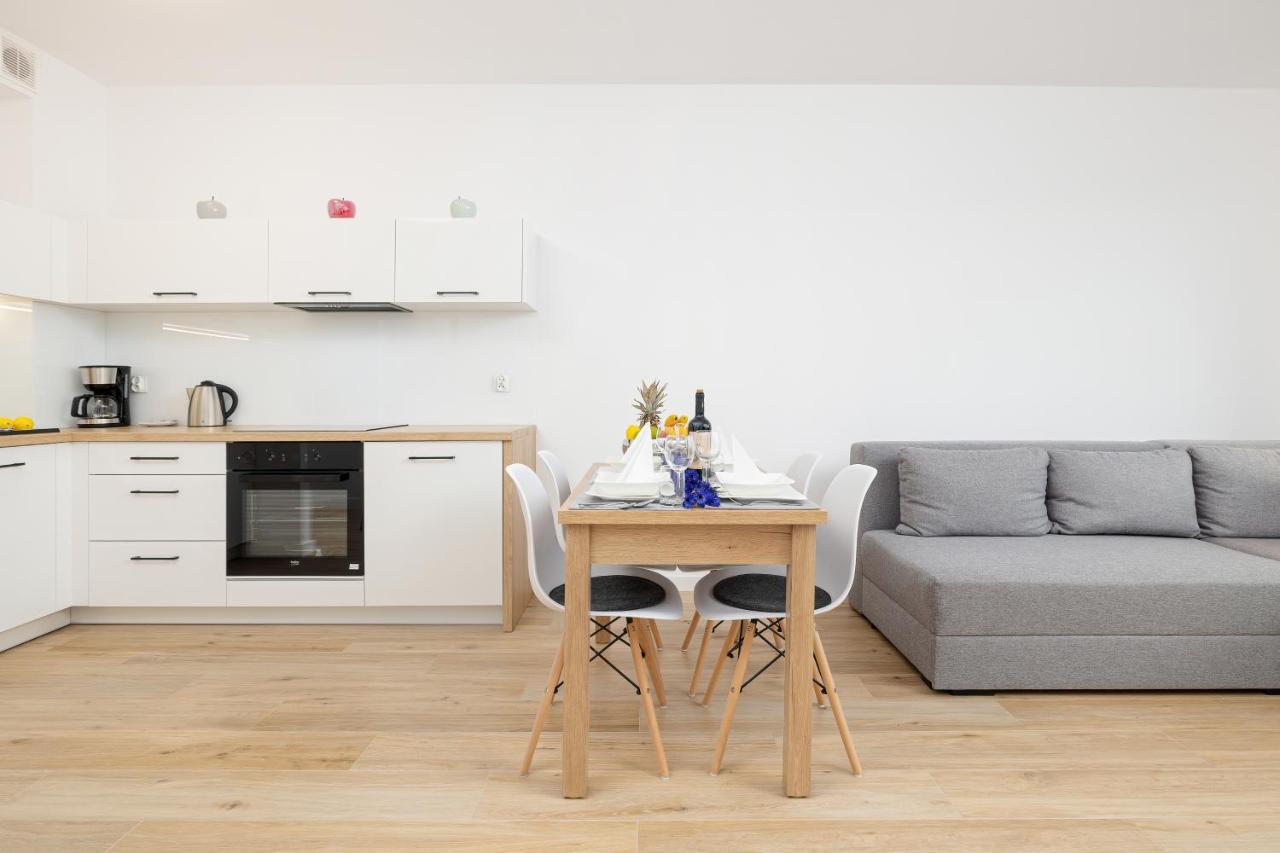 Apartamenty Nadbrzezna 250 M Do Plazy By Noclegi Renters Gąski Exterior foto